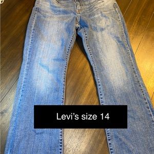 Levi’s size 14